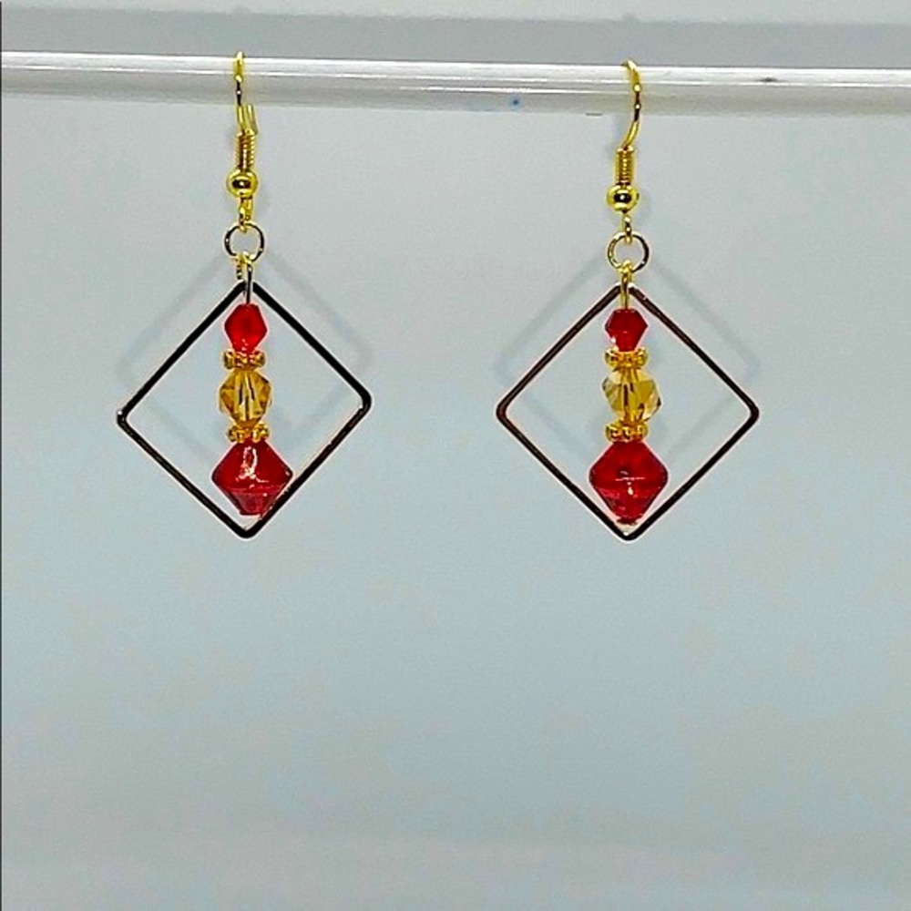 21052 Amber and red rhinestone earrings - Picture 1 of 4